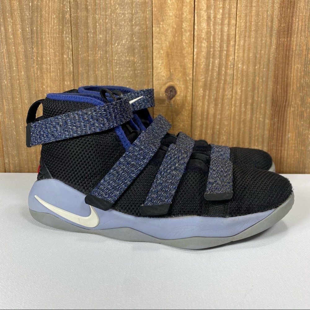 Nike Lebron Soldier XI Black Basketball Shoes 3Y